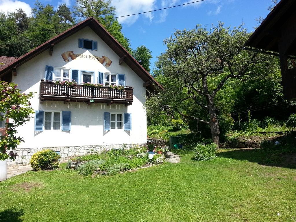Pension Rosenheim Treffen Bagian luar foto